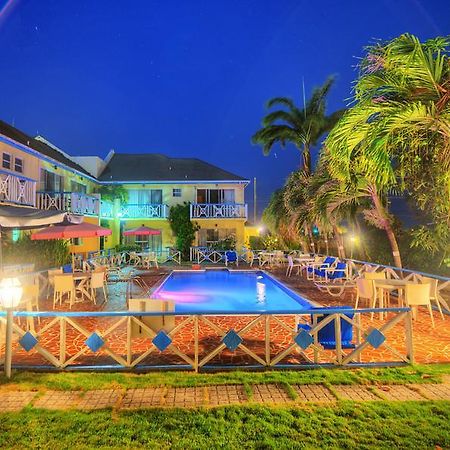 Anchorage Inn Dickenson Bay Buitenkant foto