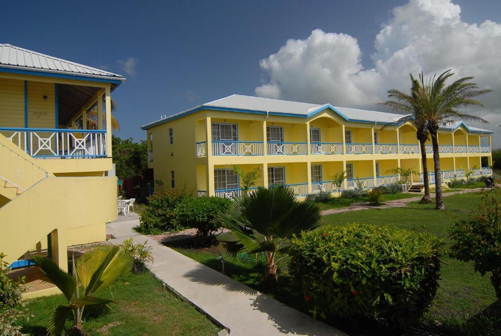Anchorage Inn Dickenson Bay Buitenkant foto