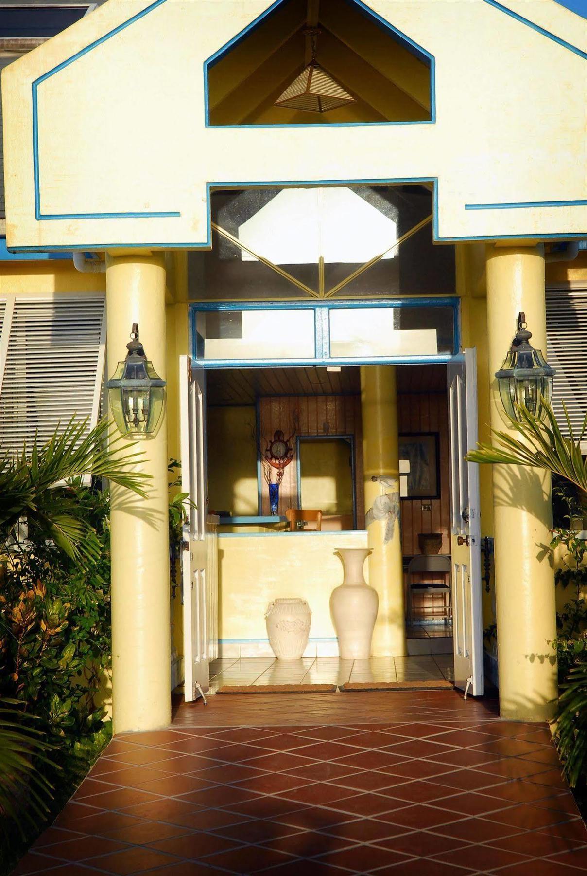 Anchorage Inn Dickenson Bay Buitenkant foto
